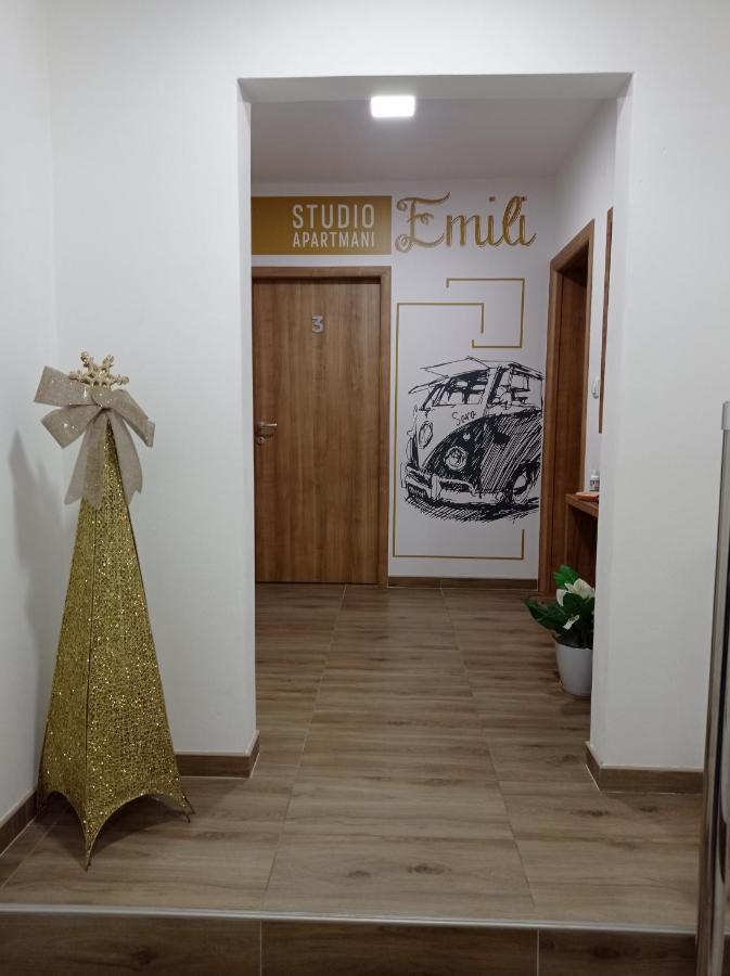 Studio Apartmani Emili Apartman Br 2 Bijeljina Exterior photo